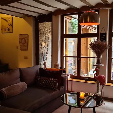 Spacieuse Chez L'habitant Dans Le Coeur Historique De La Ville בית אירוח